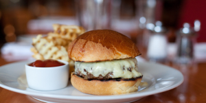 trio-burger