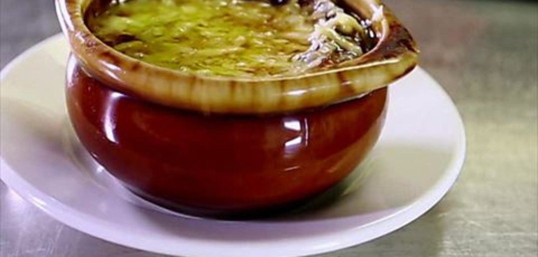 The Famous French Onion Soup from Sidewinders