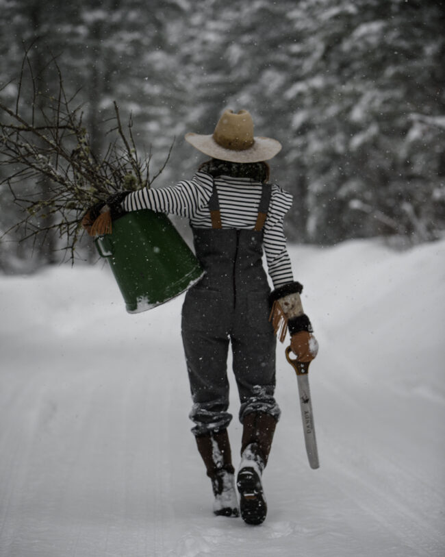 Hilary Munro winter foraging