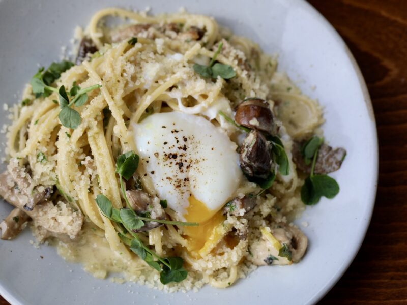Glorietta Trattoria’s Spaghetti with Mushrooms and Leeks