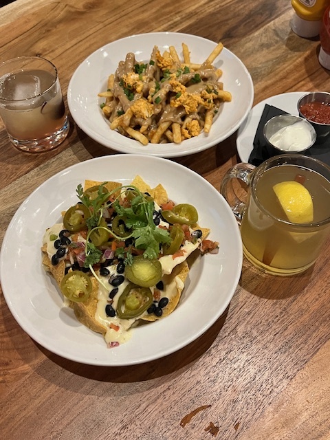 Sidewinders West Bank Apres ski