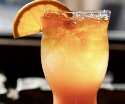 Nora’s Fish Creek Inn’s Mackaytai