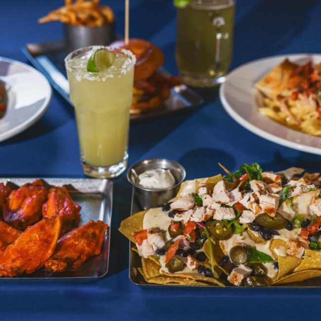 Sidewinders Nachos and Wings