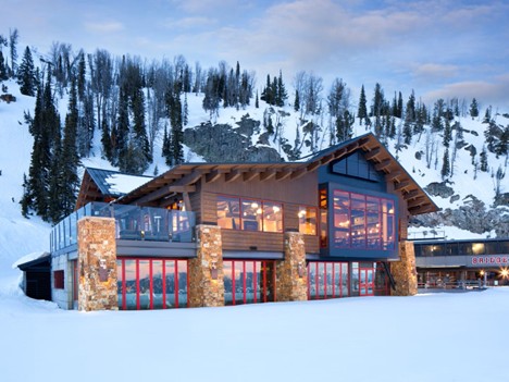 Rendezvous lodge winter 1