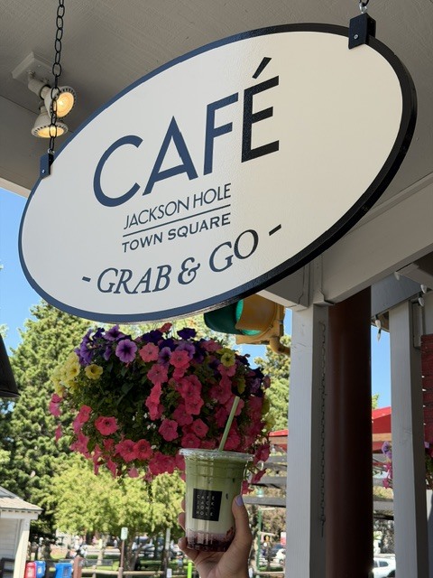 Cafe JH at Lee's Tees