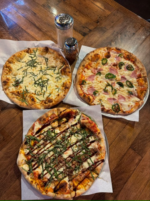 Pinky gs pizza trio